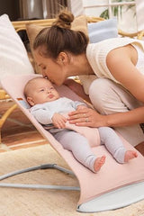 BabyBjörn Bouncer Bliss side view, portable and lightweight design.