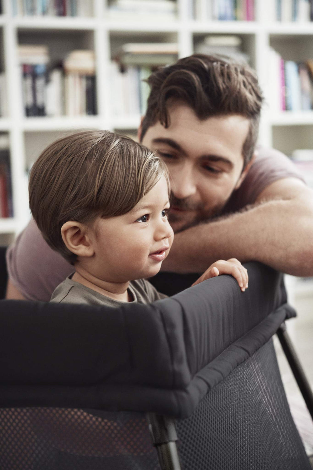 Compact carrying case keeps the crib organized during travel.