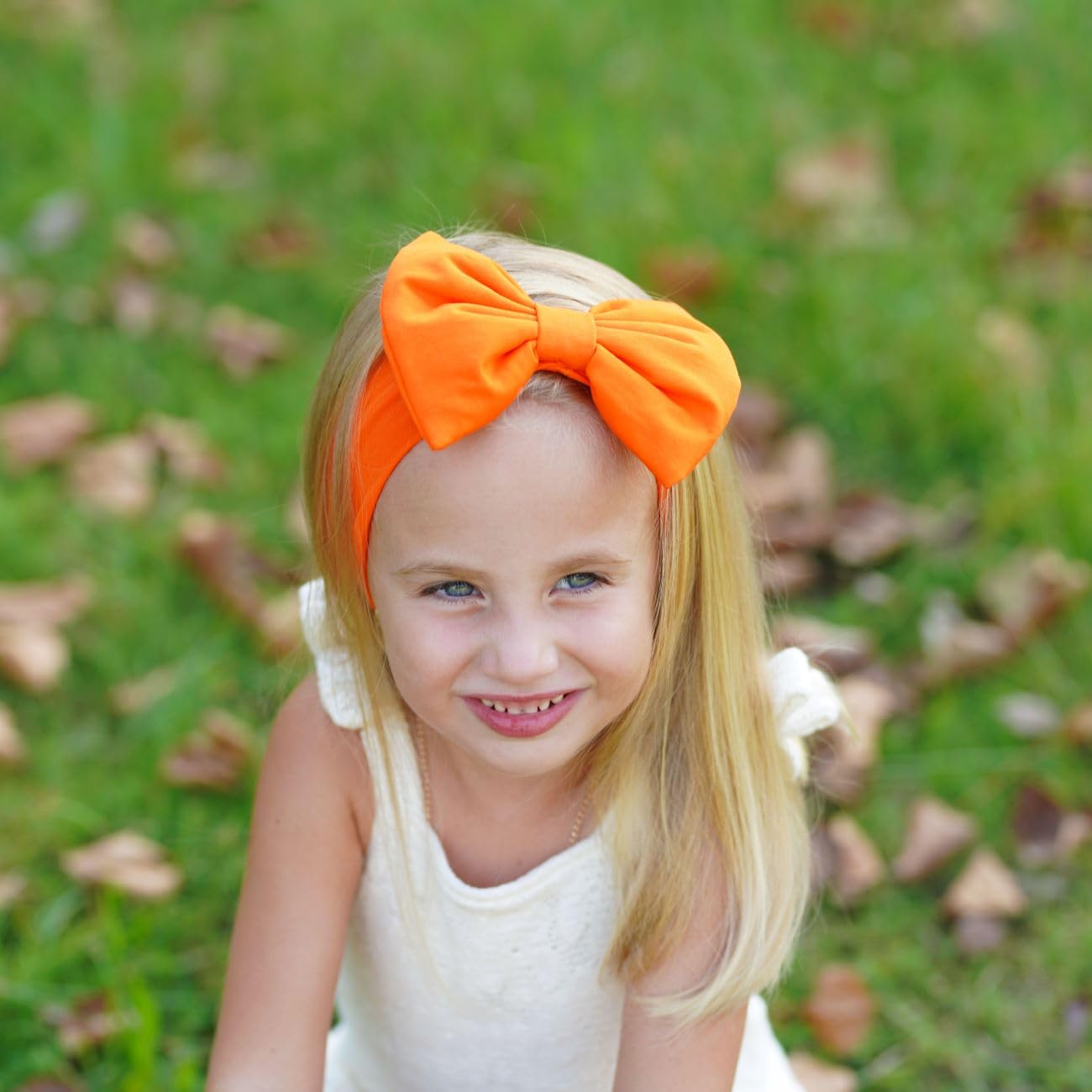 BABYGIZ headband offers soft, reliable fit during playtime.
