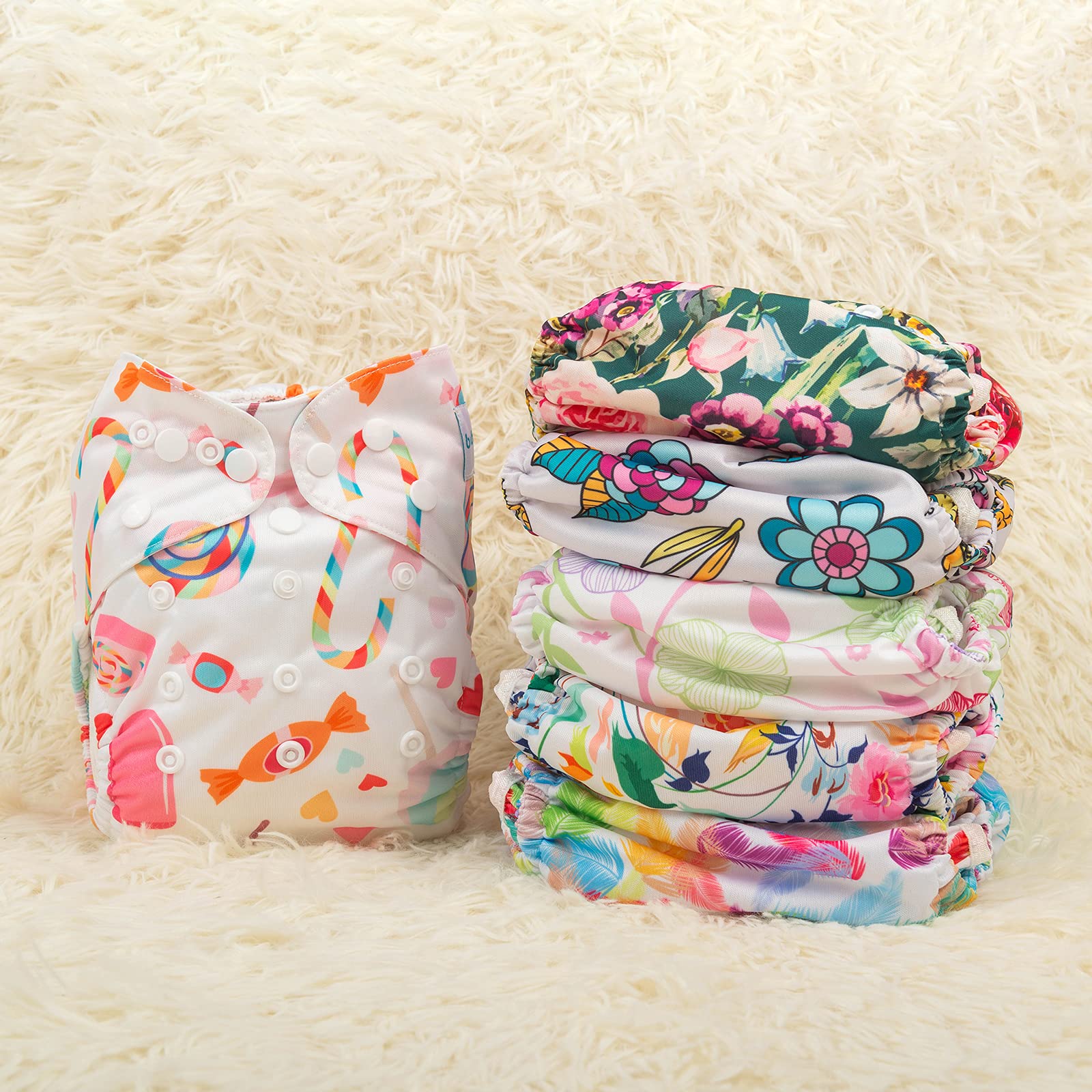 Babygoal packaging image shows six covers and a wet bag
