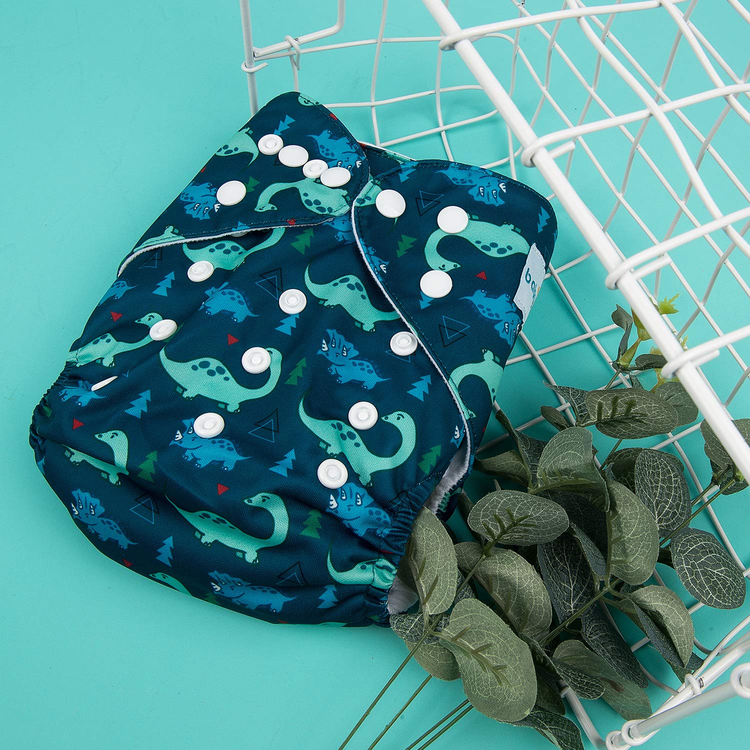 babygoal leg gussets and elastic waist help reduce leaks during movement.