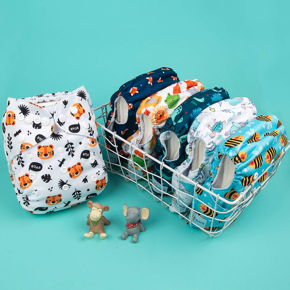 babygoal machine-washable design simplifies cleanup for caregivers.