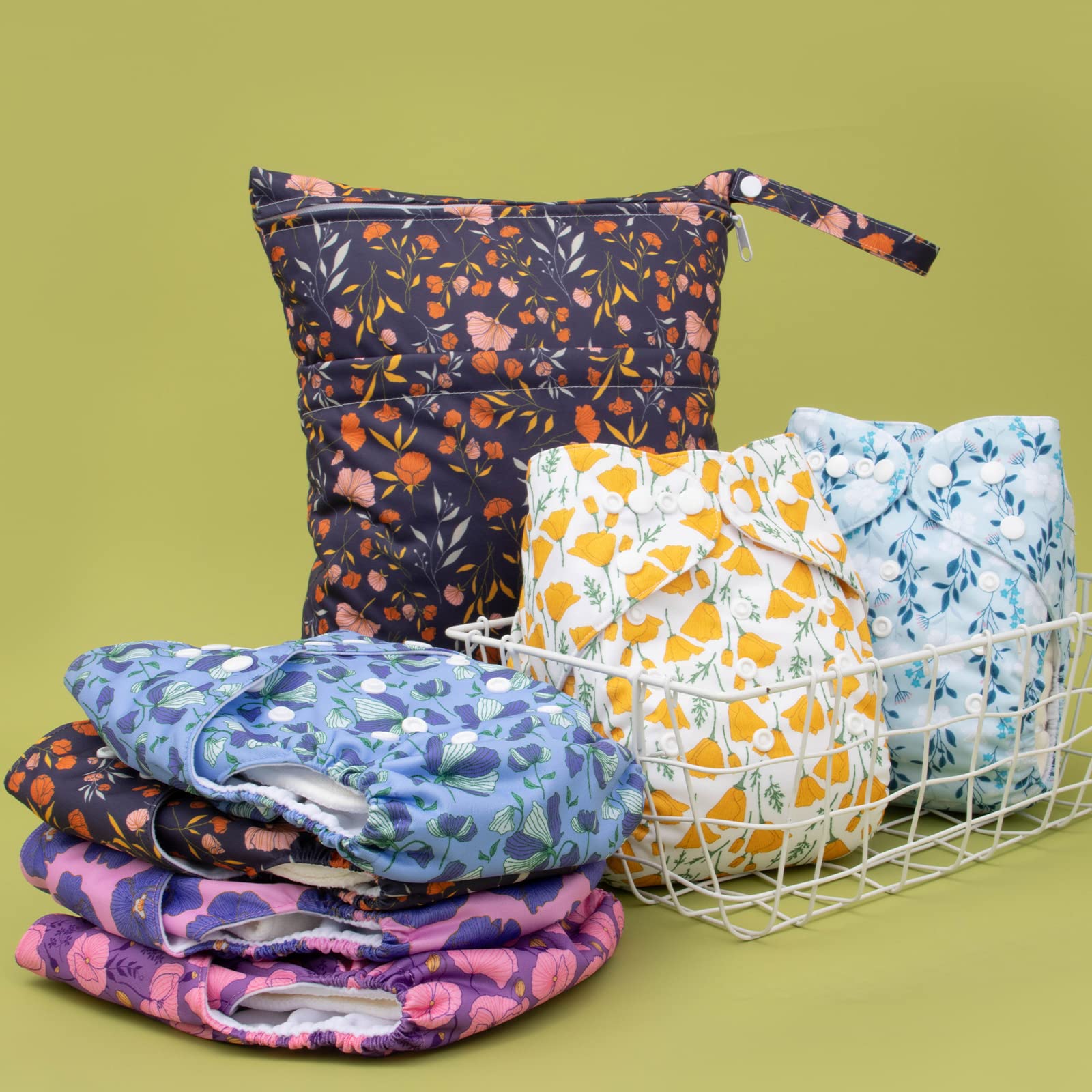 Babygoal machine-washable diapers simplify daily cleaning and use.