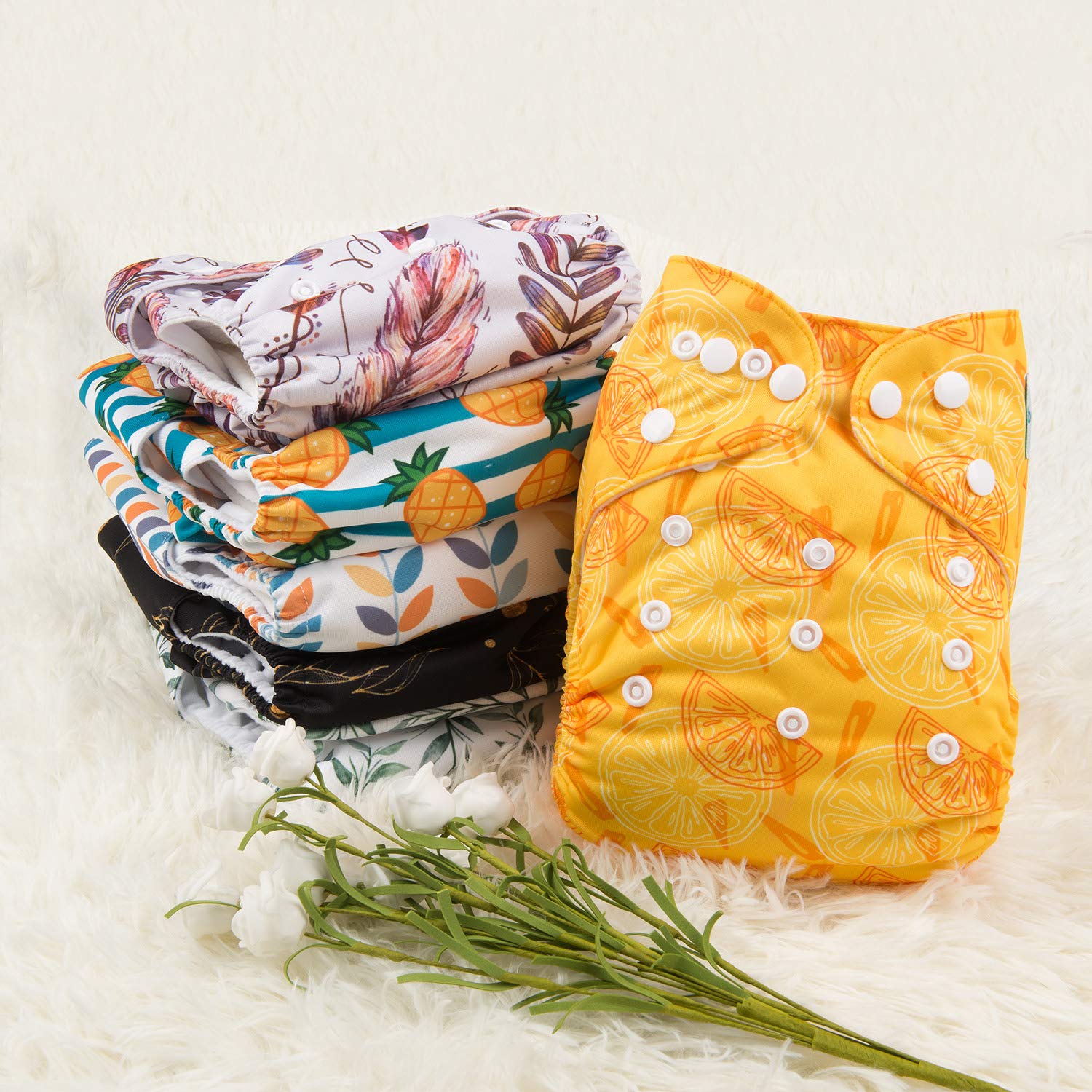 Babygoal packaging highlights contents and eco-friendly reusable design