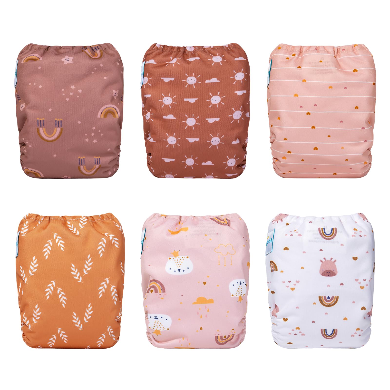 Babygoal wet bag included for tidy on-the-go diaper storage.
