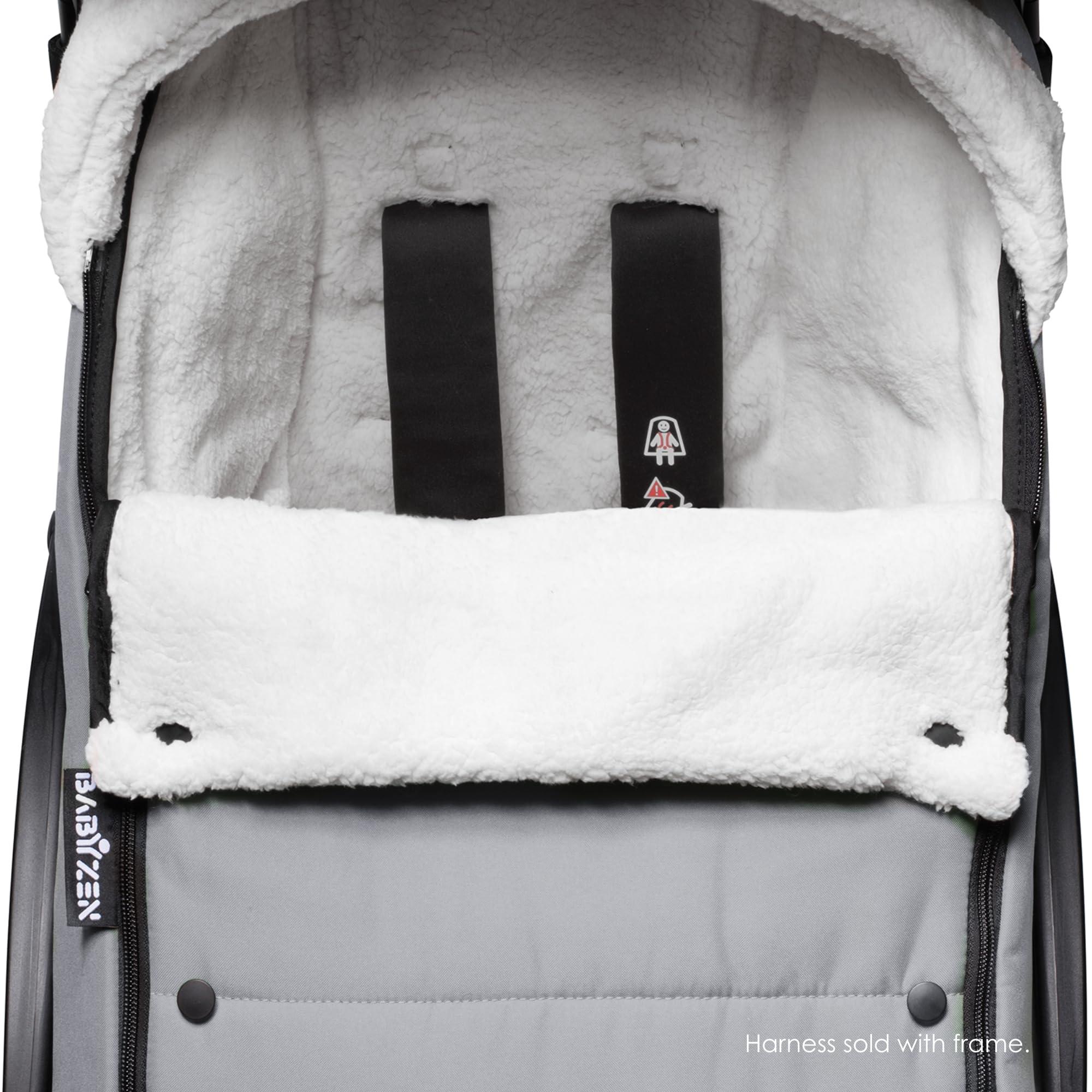 Babyzen YOYO footmuff stone upper detachable offers easy seasonal adjustment.