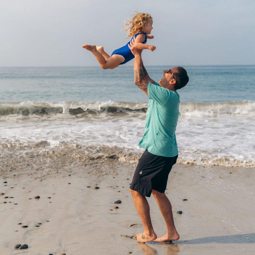 Badger Mineral Baby Sunscreen Cream travel-size—compact, TSA-friendly sunscreen for family trips.