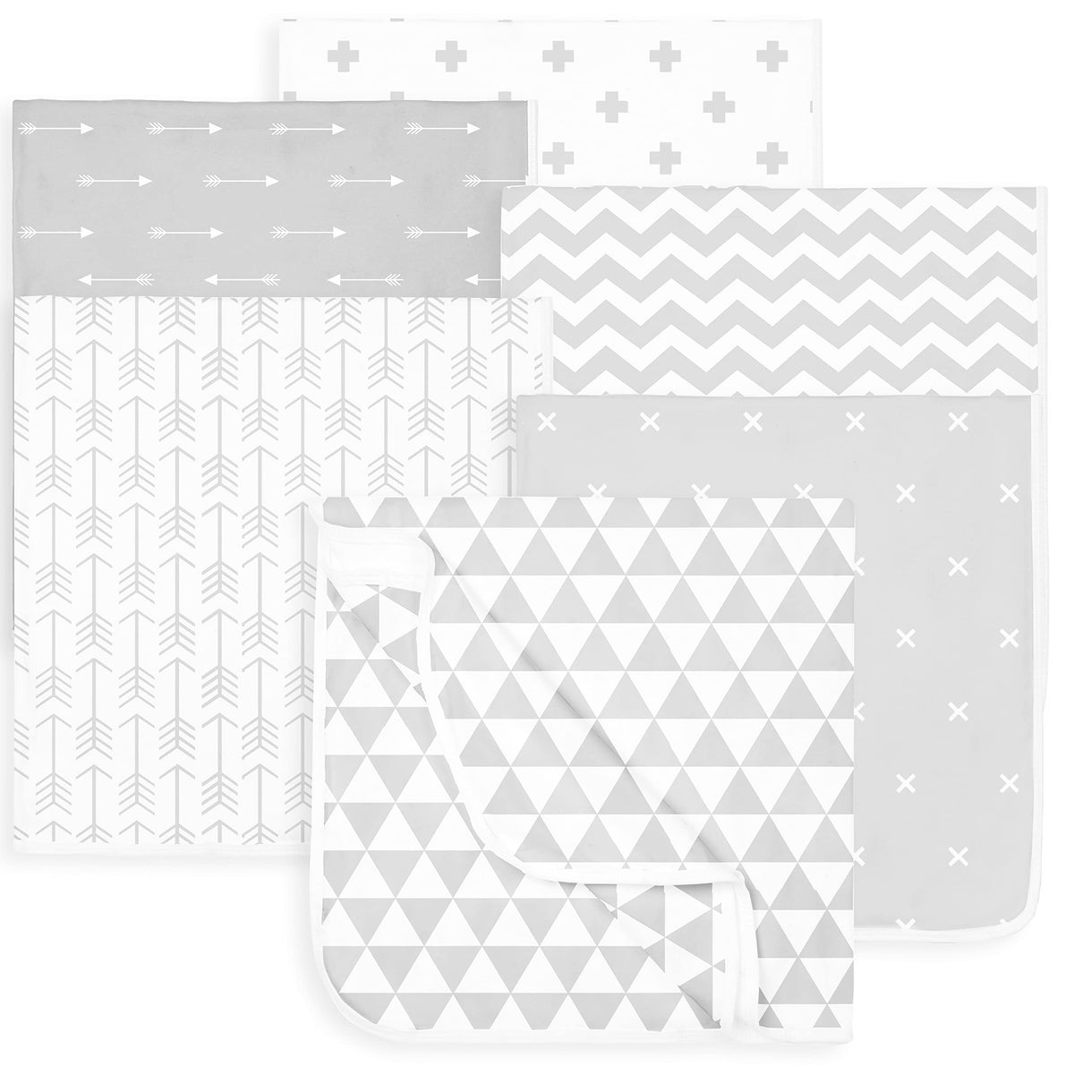 BaeBae Goods baby blankets demonstrate versatile on-the-go comfort in grey and white.