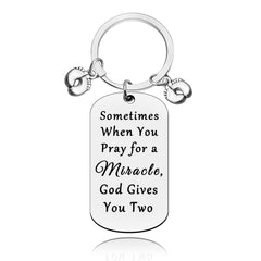 Baipilu Twin Mom Keychain with baby footprints, a keepsake for keys and twins' memories.