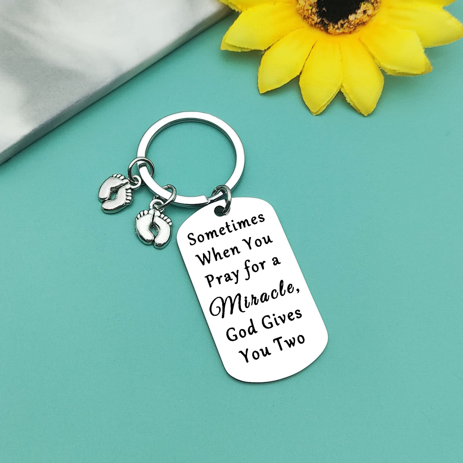 Baipilu Twin Mom Keychain for daily use, fits easily with keys.