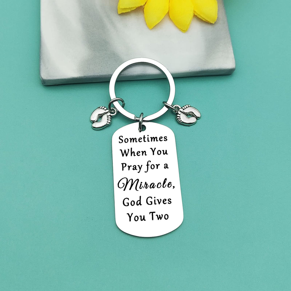 Baipilu stainless steel keychain, durable and scratch-resistant keepsake.