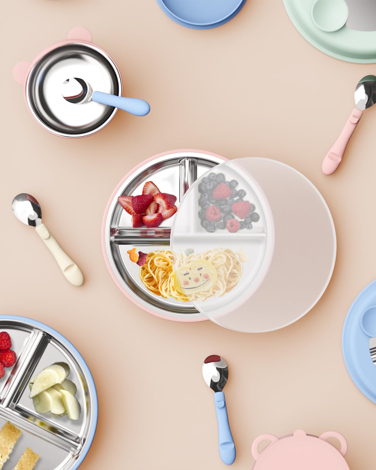 Bakpoco suction base grips smooth surfaces to minimize spills.
