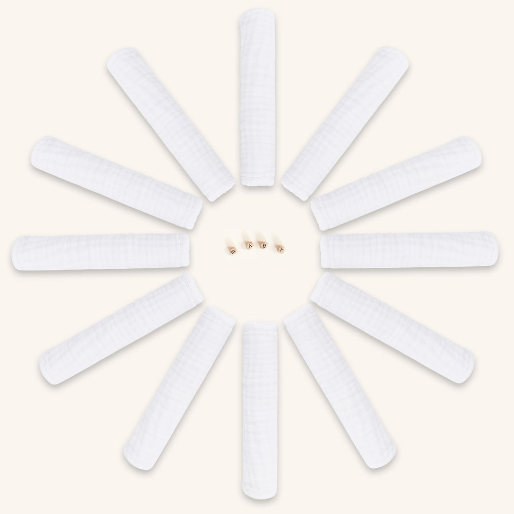 BAMBOO QUEEN burp cloth close-up emphasizes soft muslin fabric and baby-skin comfort.
