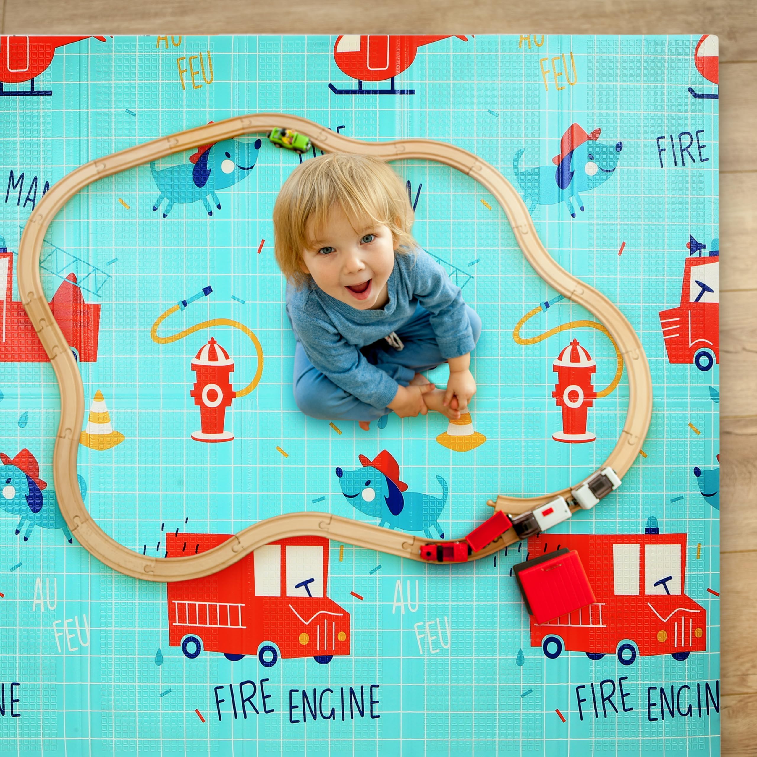BAMMAX foldable play mat with travel bag for easy storage and transport.
