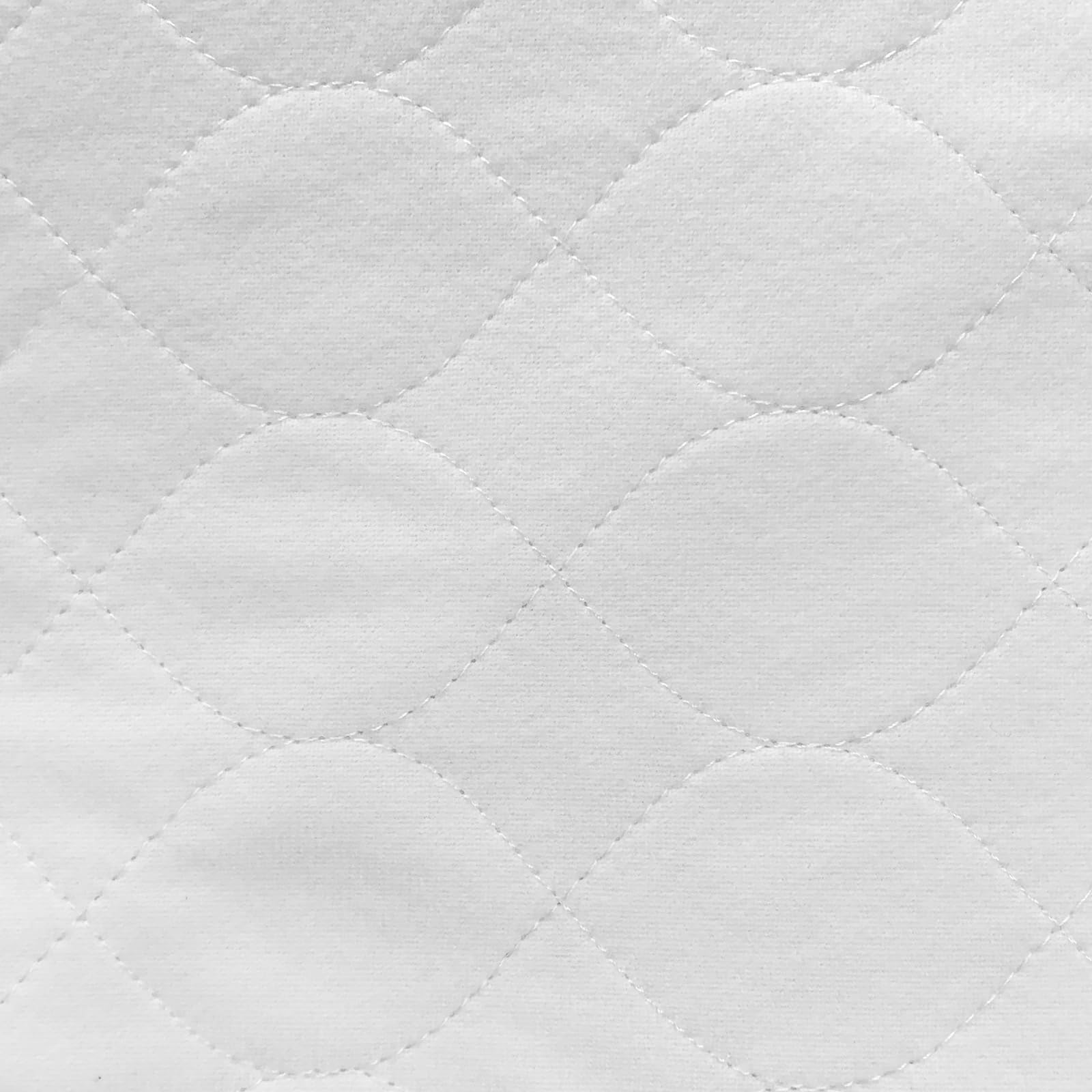 Bamuho bed pad protects beds for adults, children, and pets.