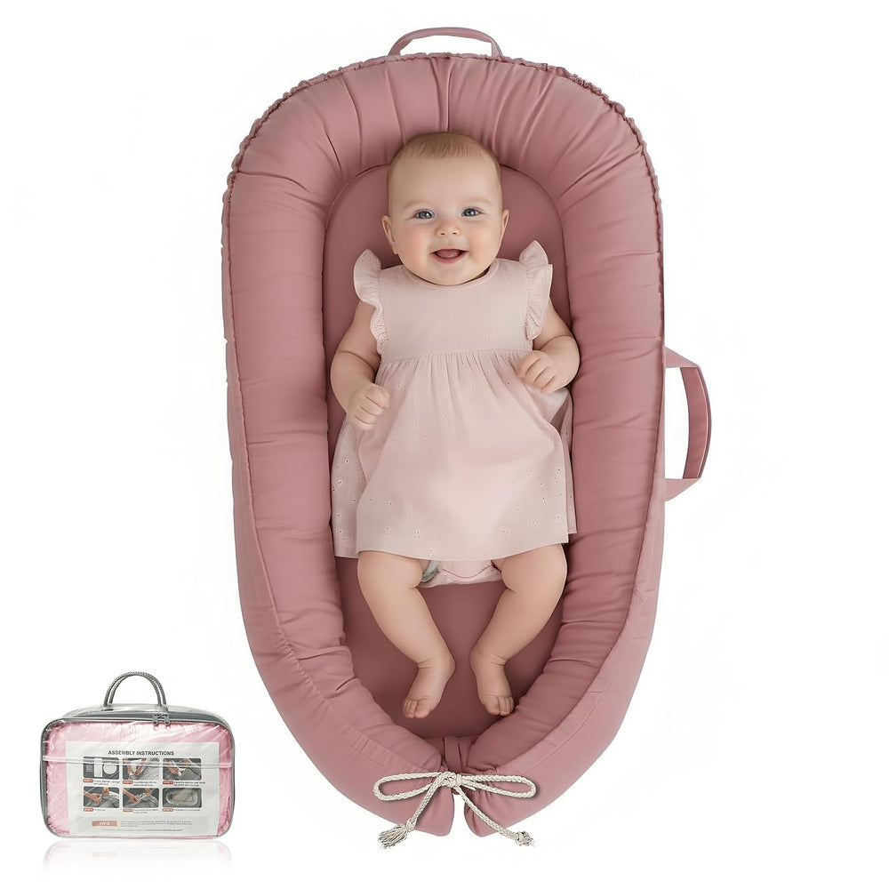 Baobrava baby lounger cover closeup – soft cotton for gentle resting and easy care.