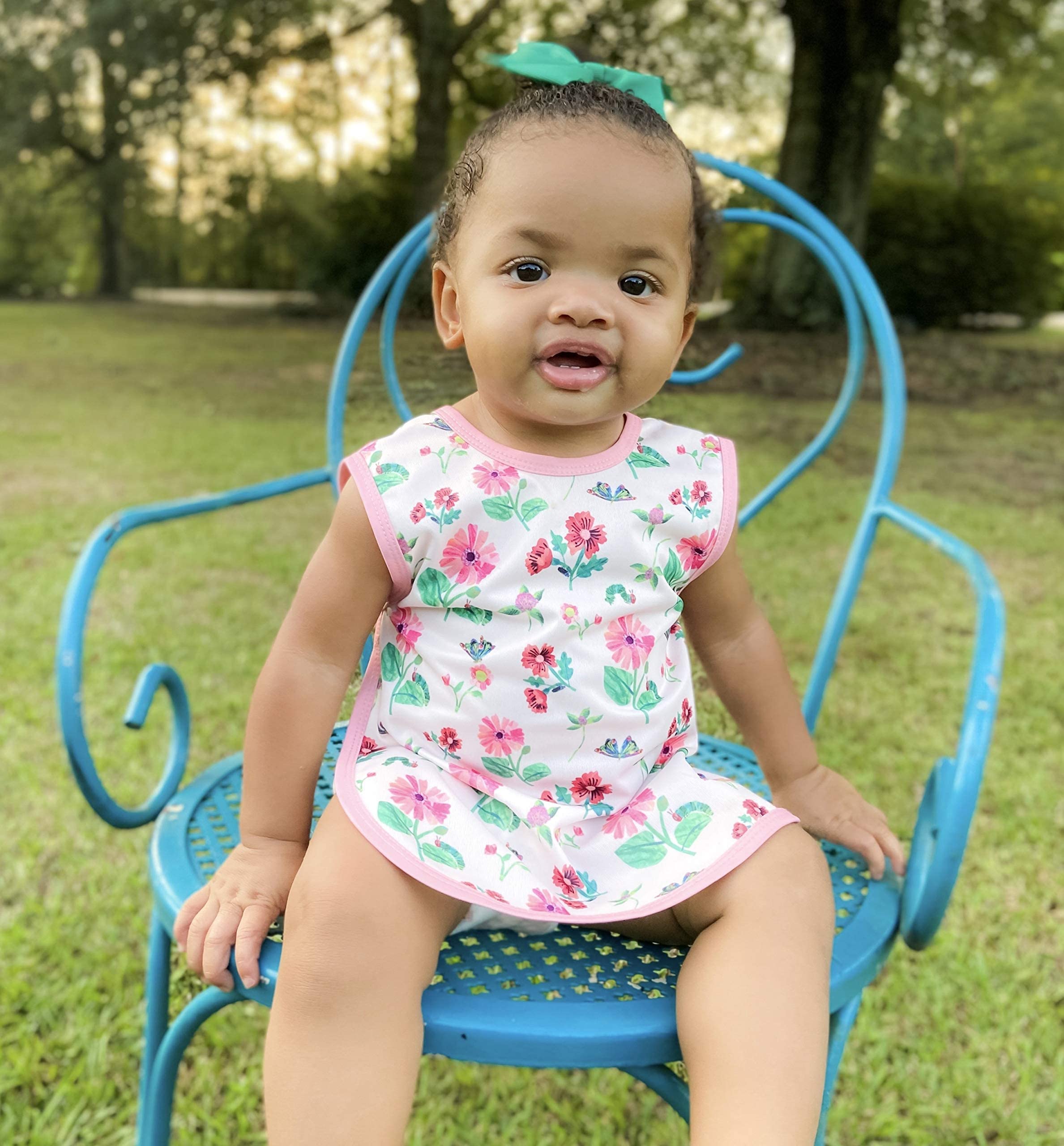 BapronBaby gift-ready design makes a thoughtful present for parents.