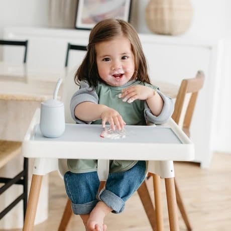 BapronBaby Machine-washable bib, easy to refresh after meals.