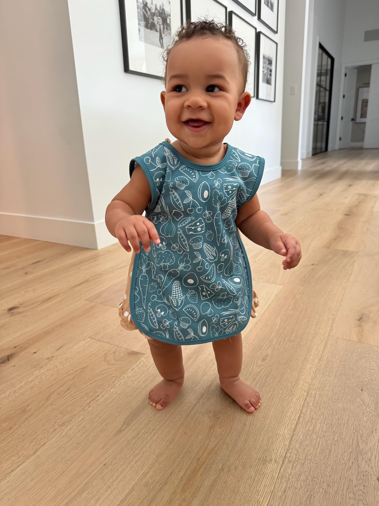 BapronBaby preschool-sized bapron for older toddlers and crafts