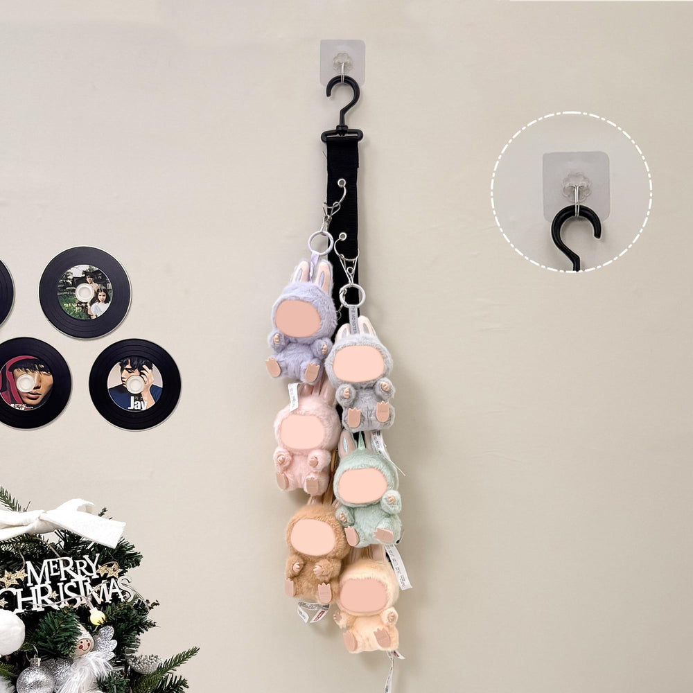 Bawiked easy installation on wall for clutter-free space.