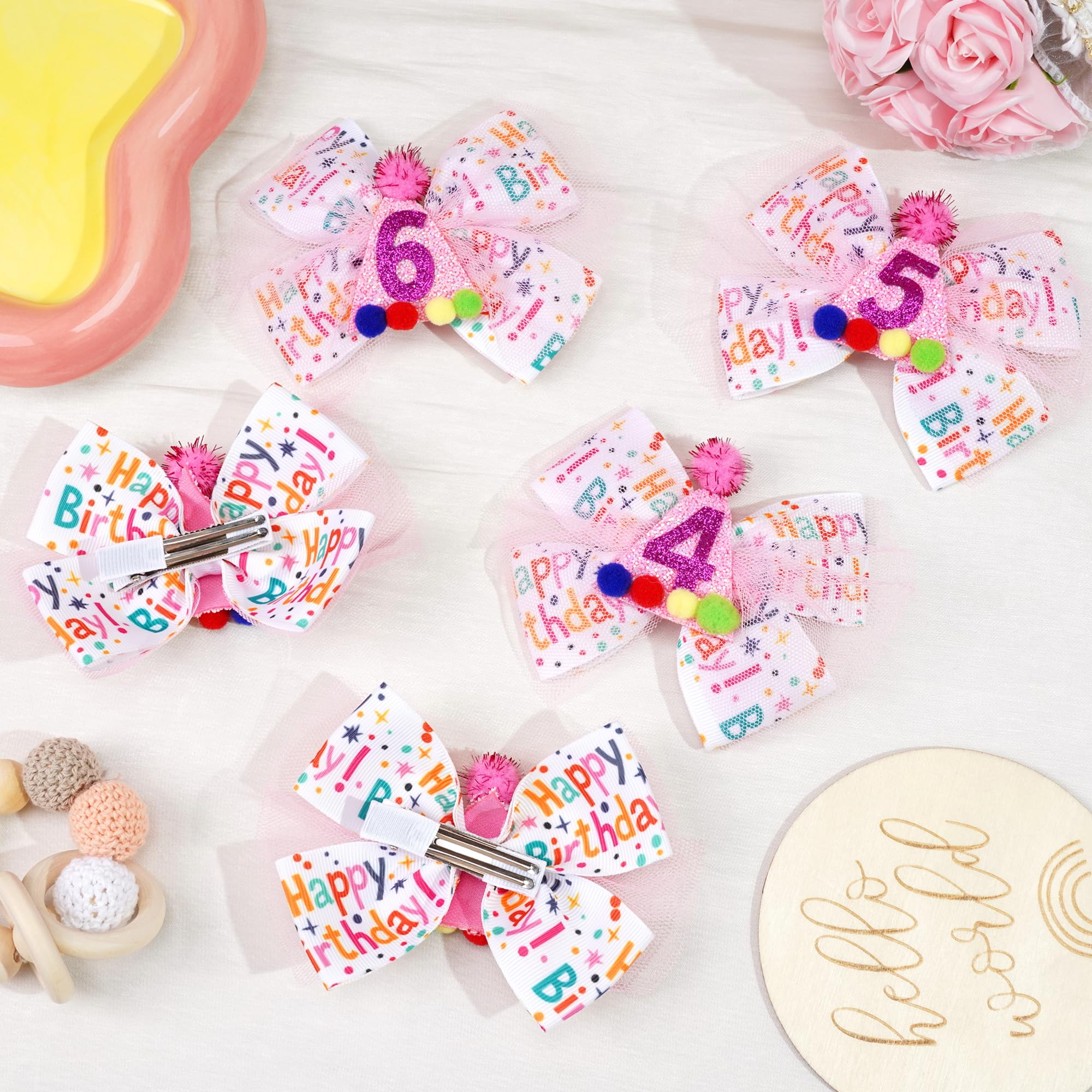 BBGifts alligator clip bow stays secure during play and activities.
