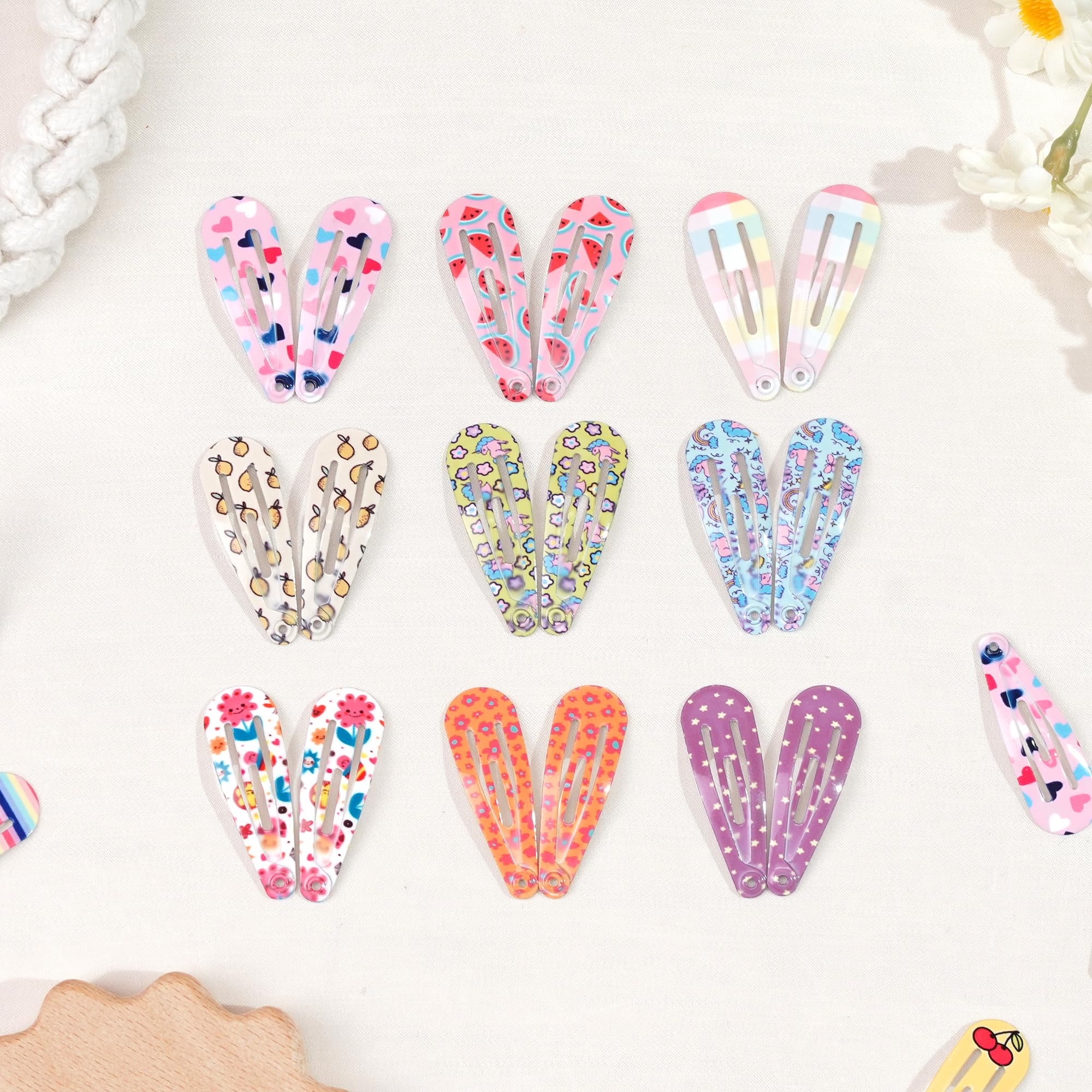 BBGifts party-ready hair clip set adds colorful accents to outfits.