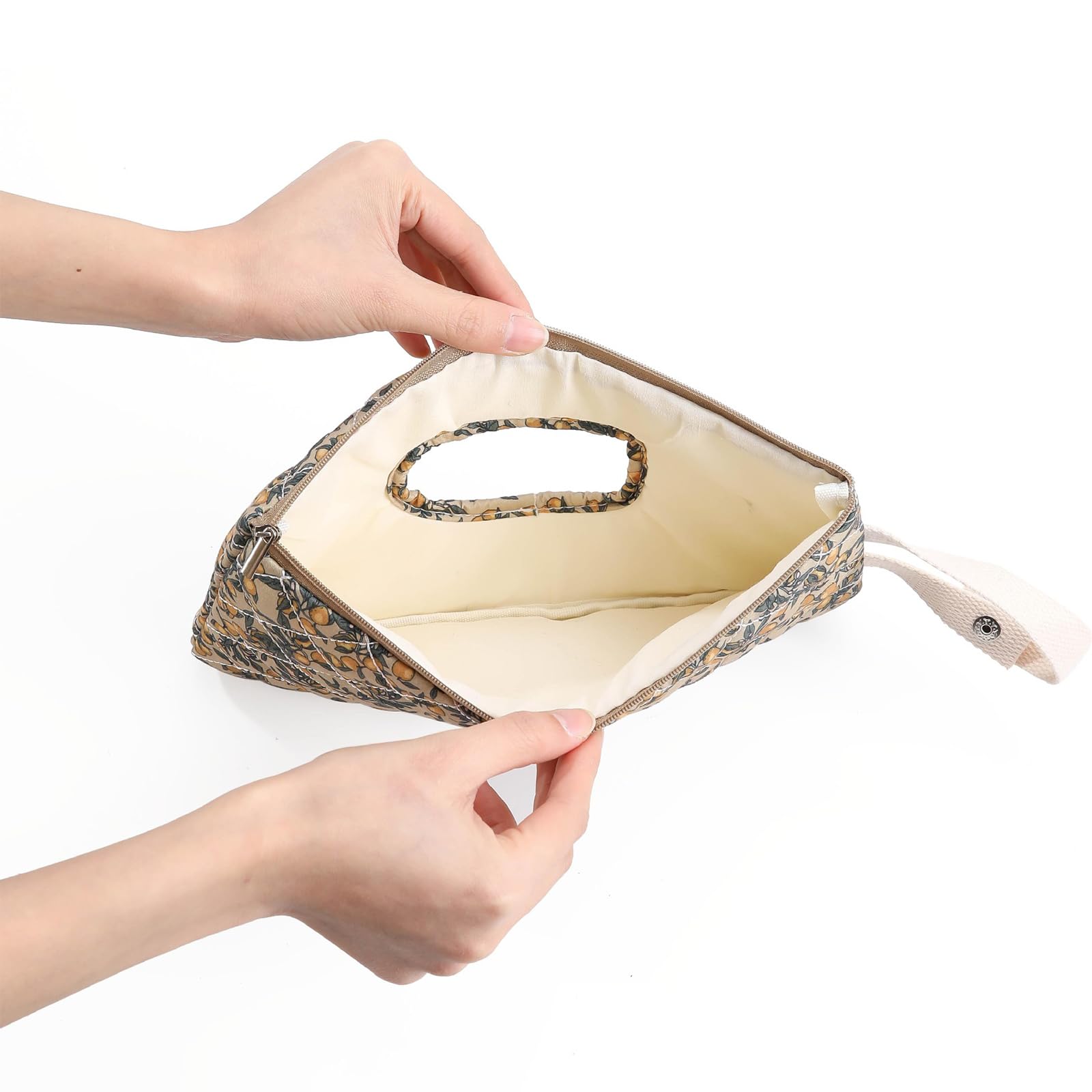 BBIIQI quilted wipe holder machine-washable for easy cleaning