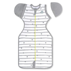 bbluv Sleëp hands-up swaddle showing arms raised for self-soothing and calm sleep