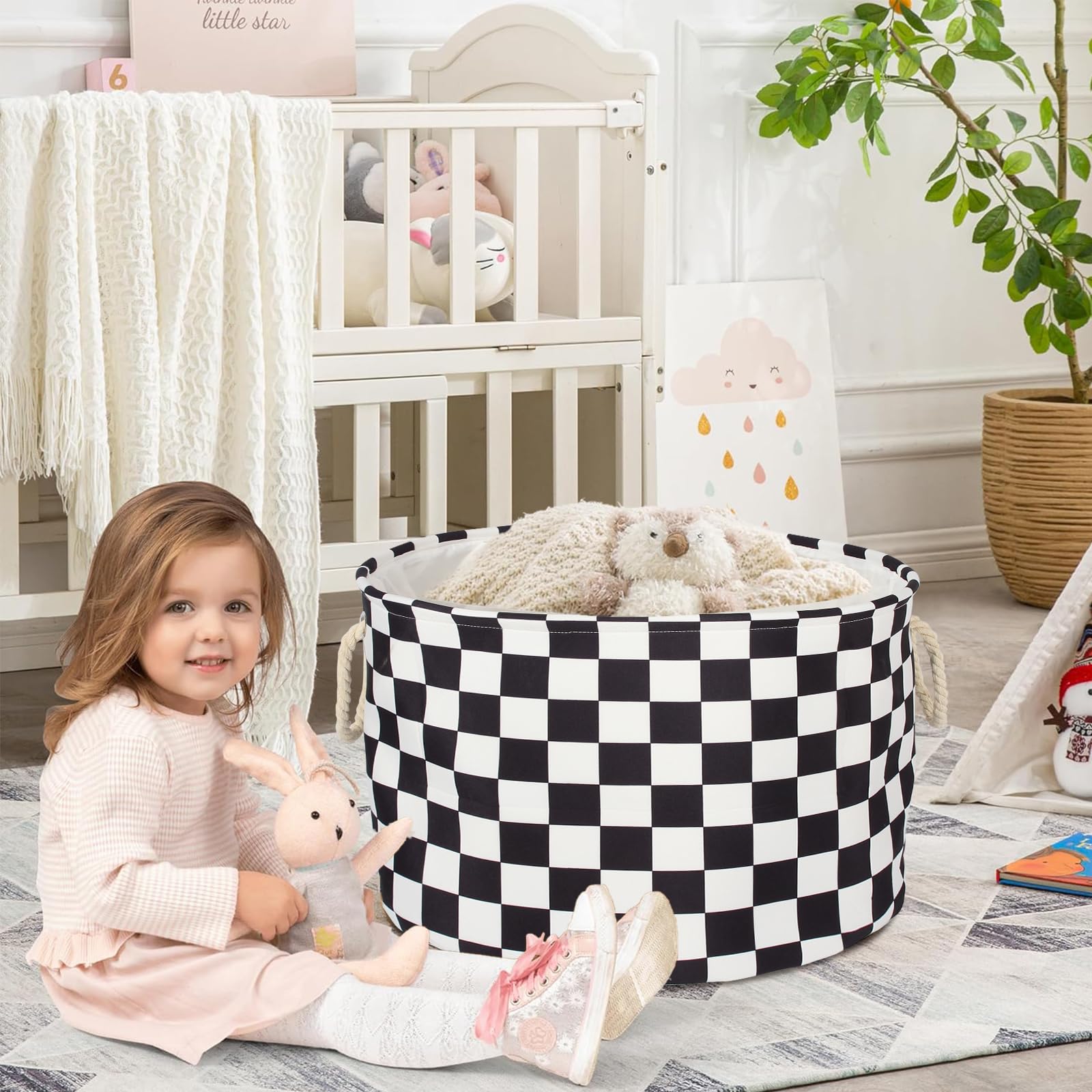 BBSET checked nursery basket wipe-clean surface for easy maintenance.