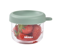 BEABA glass jar with airtight closure preserves flavors and aromas.