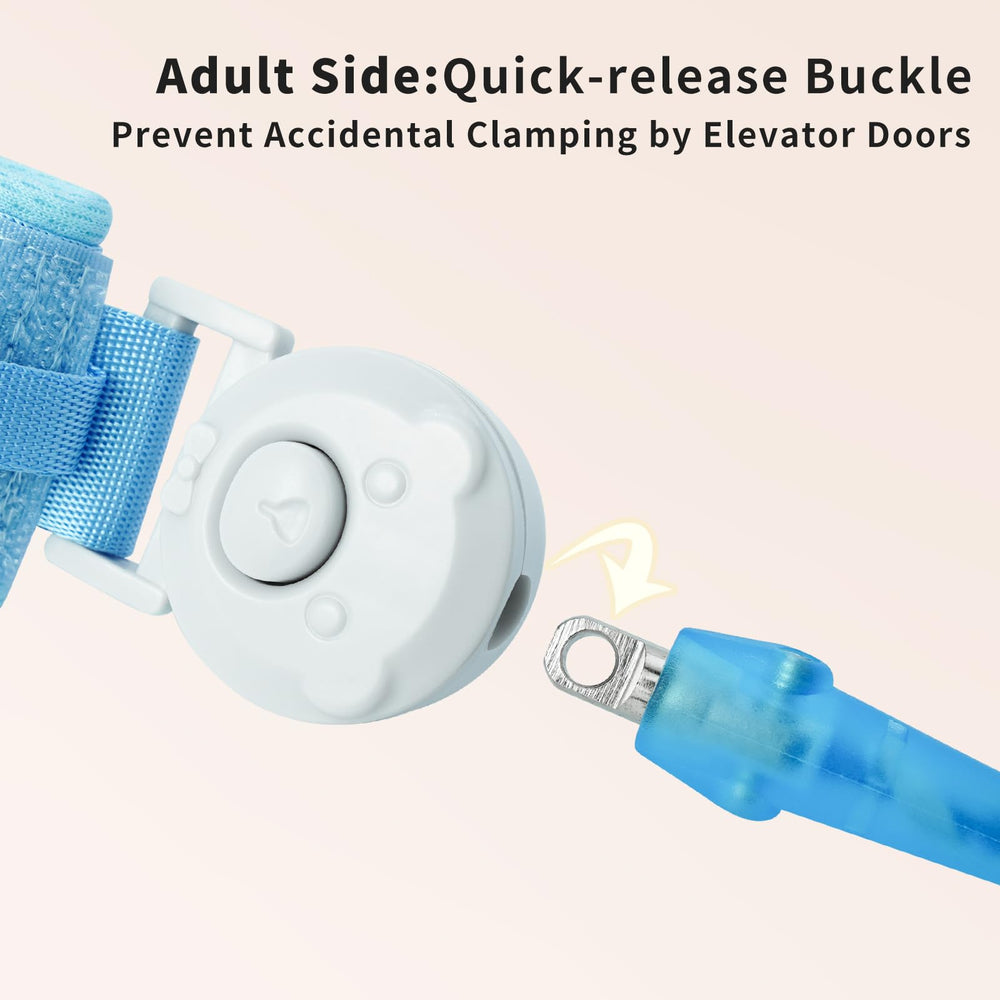 BearCouple 360-swivel clip allows unrestricted movement for curious kids