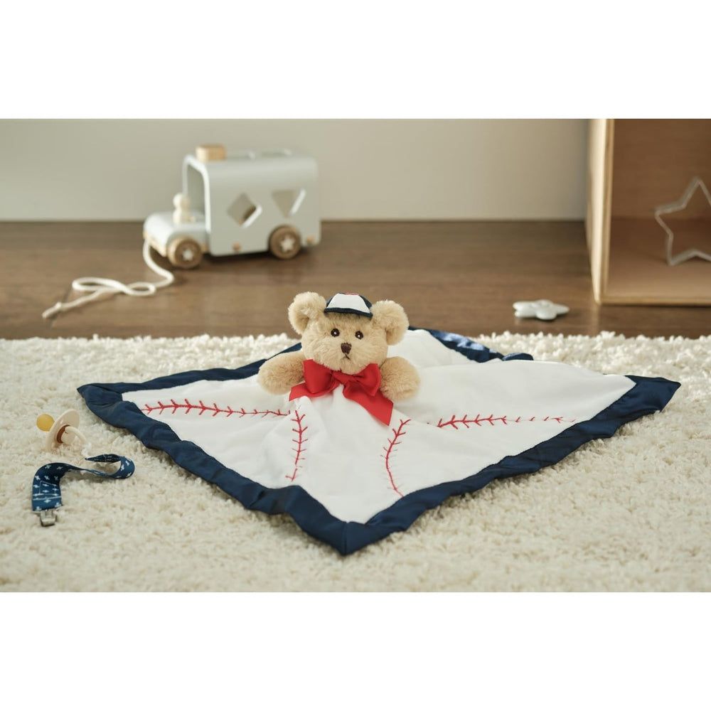 Bearington quality craftsmanship shines in plush satin blend.