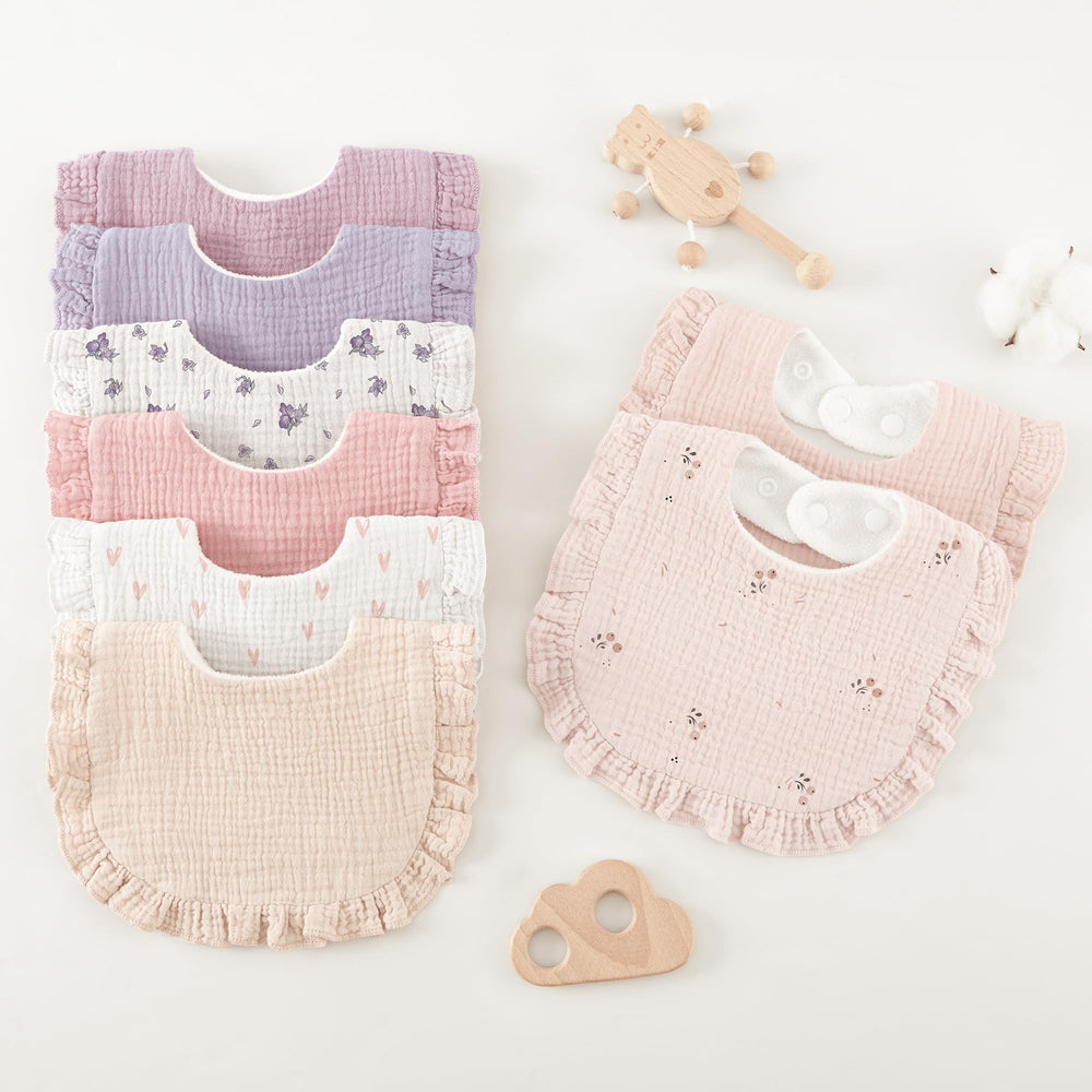 Bearmoss bibs with adjustable size adapt as baby grows.