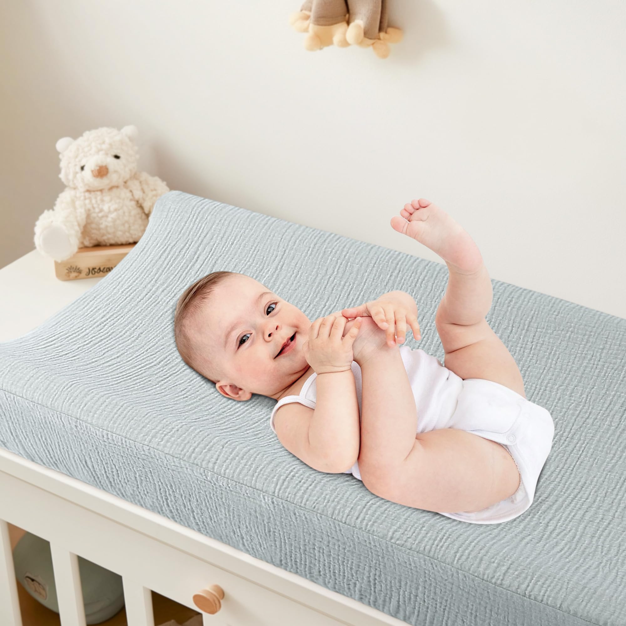 Mint gum color adds modern unisex style to your nursery.