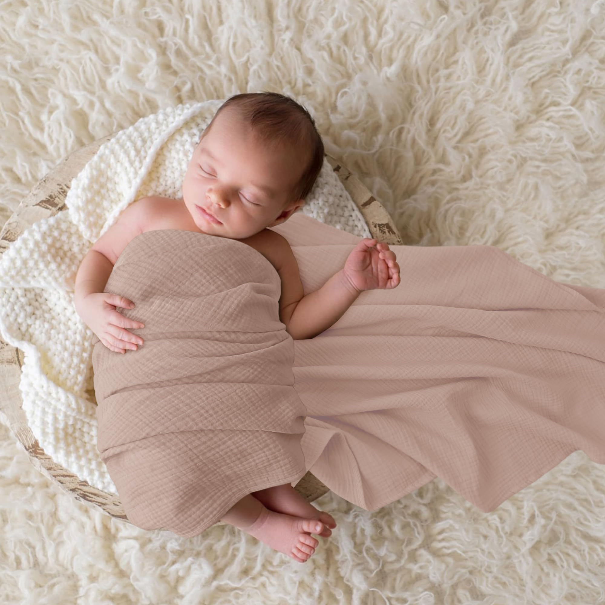 Bearmoss swaddle demonstrates secure wrap for peaceful newborn sleep.