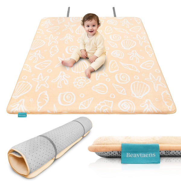 Beavtaens Ultra Thick Flannel Play Mat close-up shows a soft surface for comfy crawling.