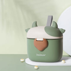 Bebamour dispenser bottom hole helps complete each scoop.