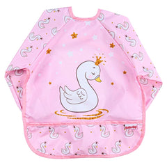 Bebechi bib waterproof fabric close-up highlighting spill resistance