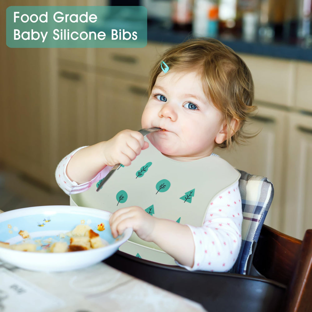 Six-hole adjustment provides a secure fit as your child grows.