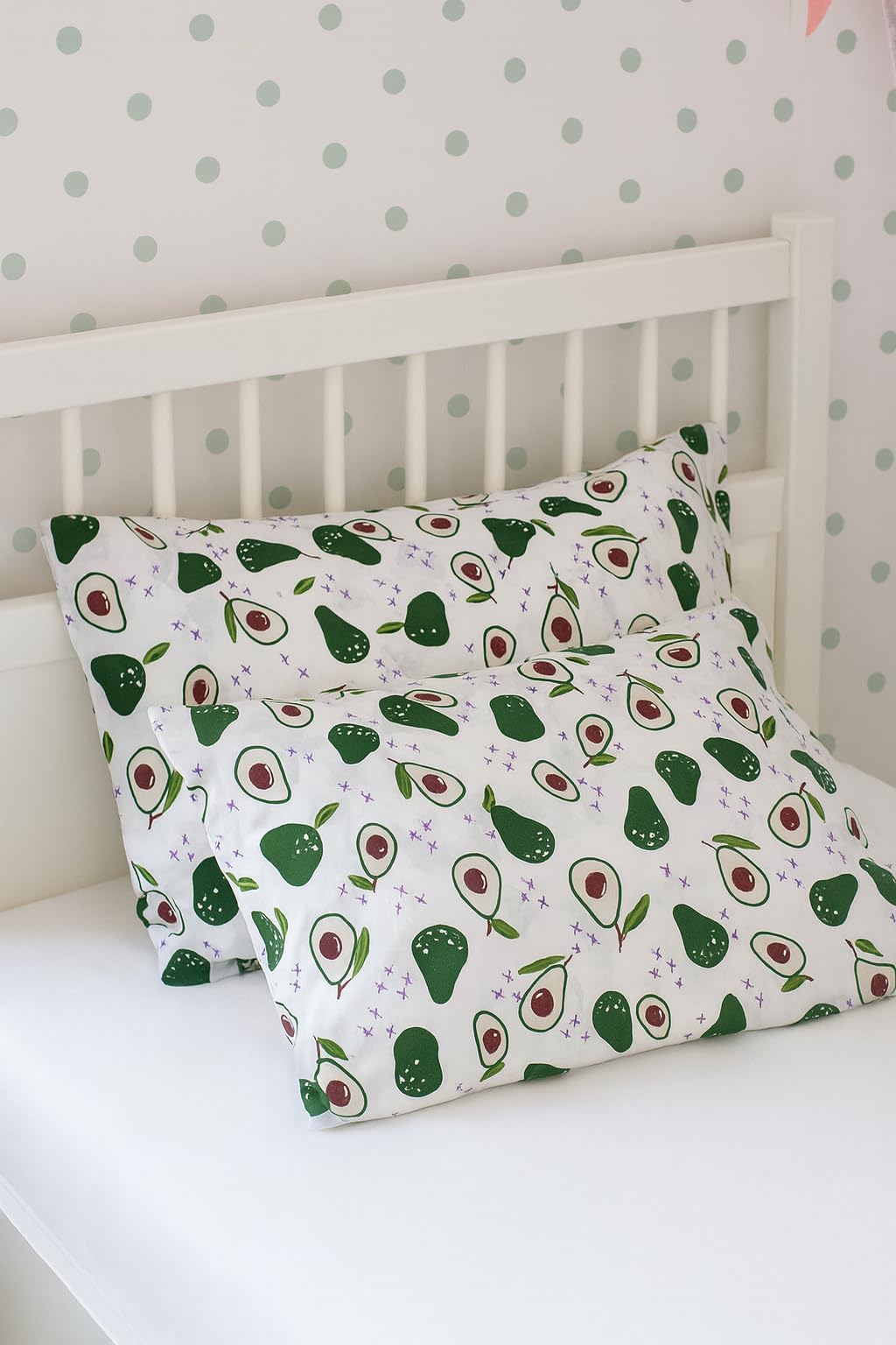 Bebek Ozel OEKO-TEX certified pillowcase, safe choice for everyday use in a nursery.