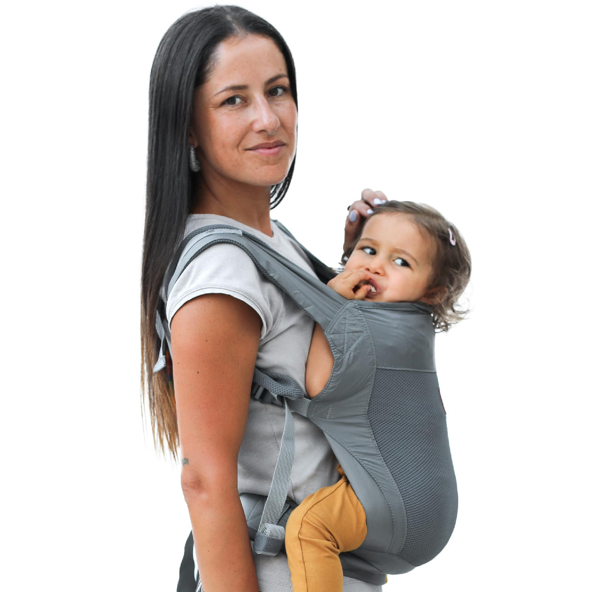 Beco Fly Ultralite front-facing carry view for close, convenient parenting on the go.