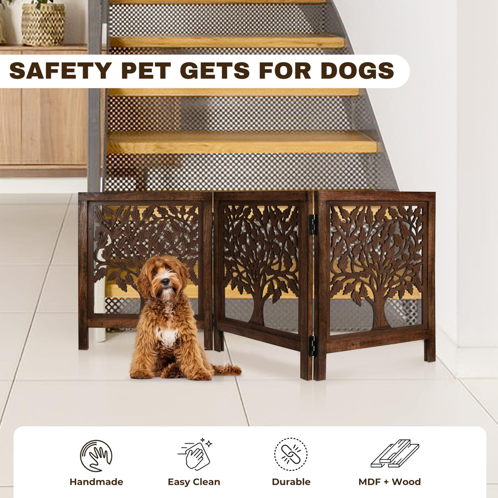 Bedding Craft three-panel 24-inch gate provides wide coverage