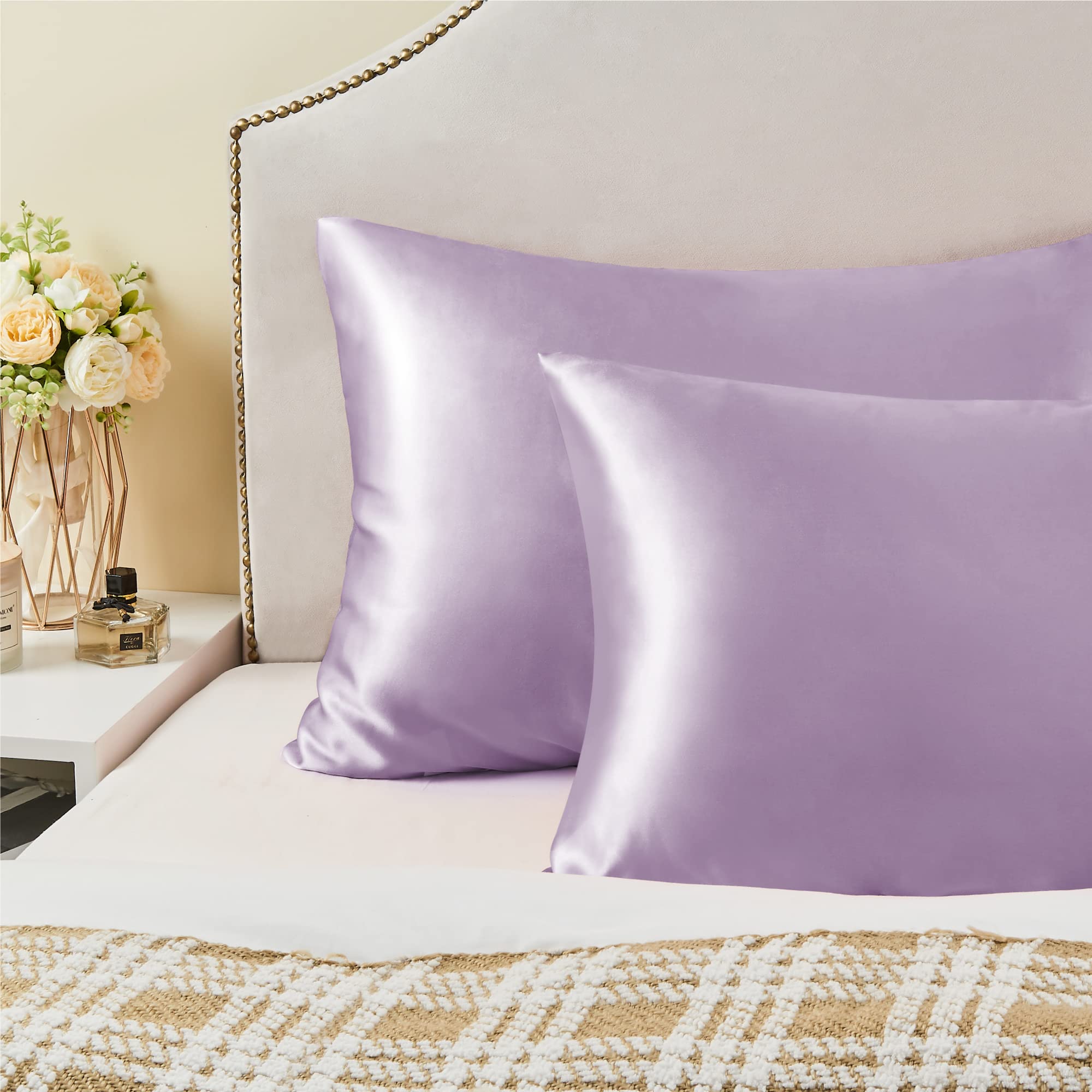 BEDELITE satin pillowcase soft skin friendly surface for gentle touch