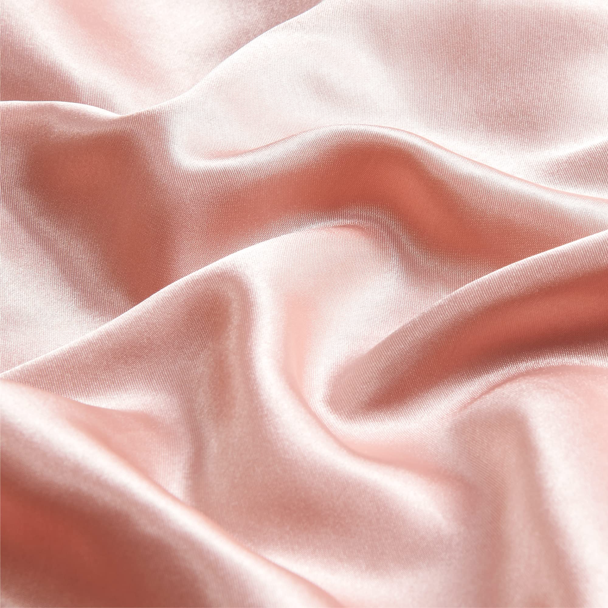 BEDELITE satin pillowcase envelope closure close-up, easy insert and secure fit