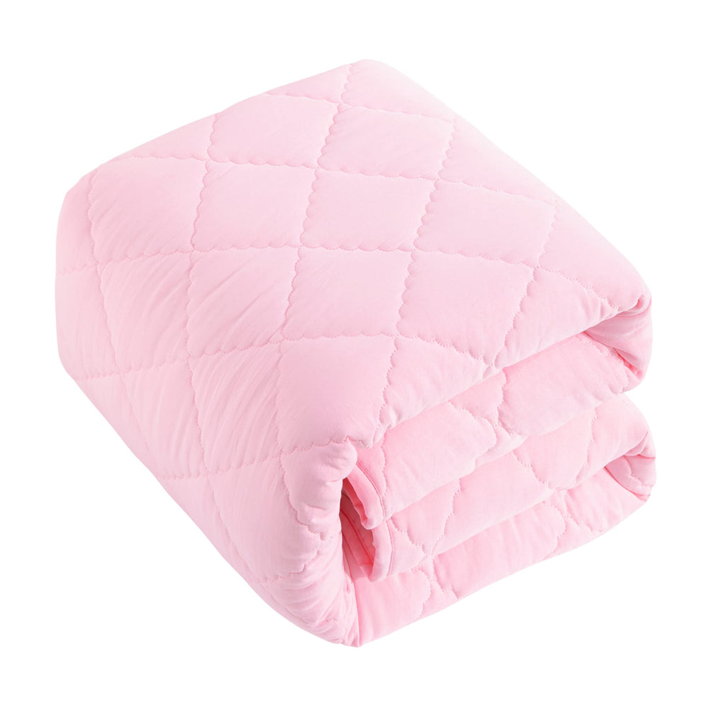 BEDSUM microfiber close-up shows cozy nap-time softness