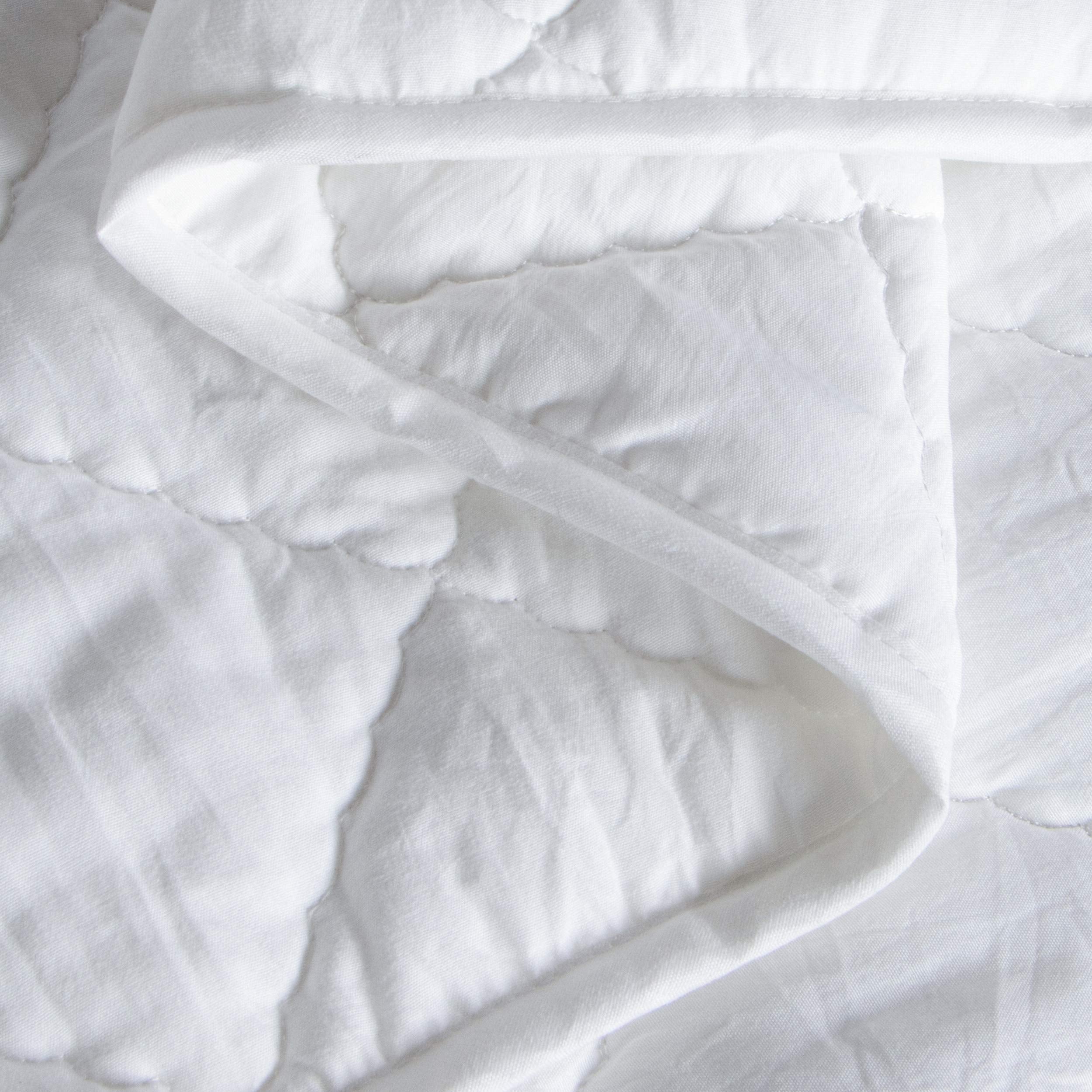 Bedsum versatile color options to match nursery decor elegantly