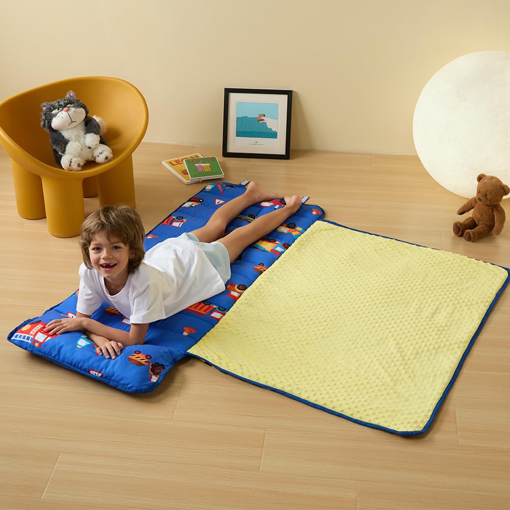 Beeweed roll-and-go design makes setup quick at daycare or home