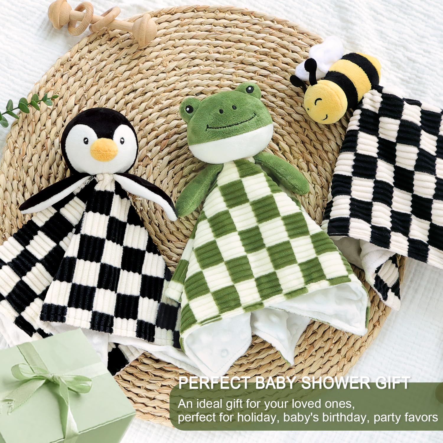BEILIMU penguin lovey blanket is easy to clean and color-stable after washing.
