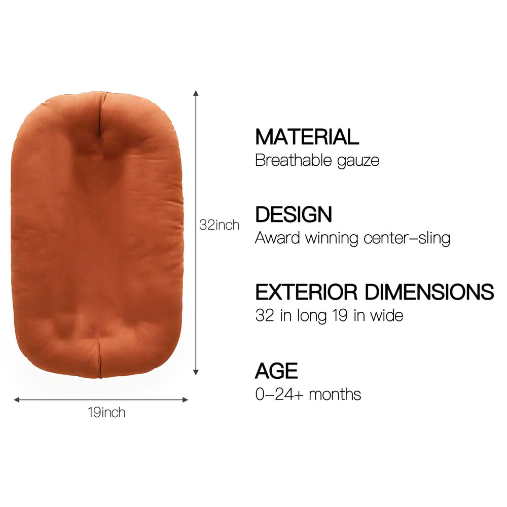 Beisurznga baby lounger cradle design supports gentle positioning during play.