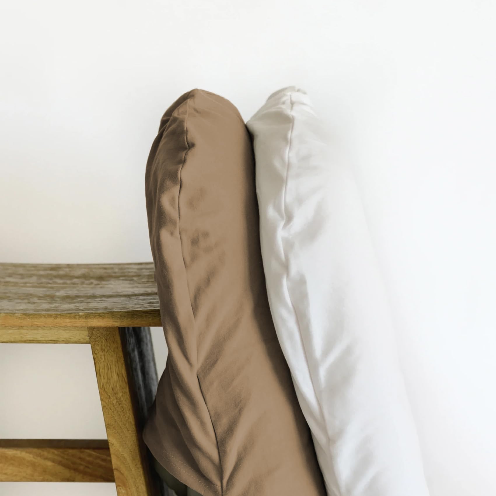 Beisurznga lounger with toddler transition shows future use potential.